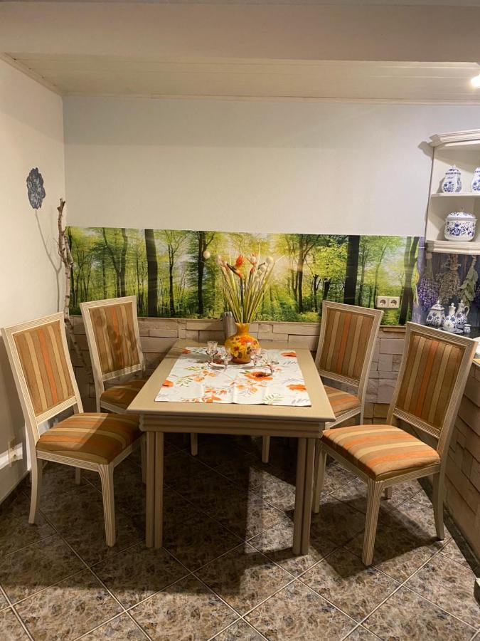 Grosse Helle Wohnung Am Wald In Bad Saarow Nahe Gruenheide Und Berlin Souterrain Bagian luar foto